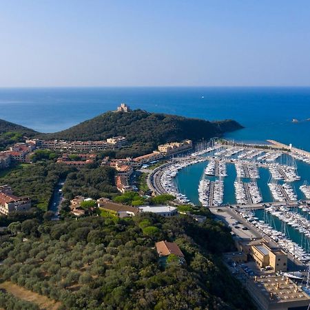 Punta Ala Sea View Apartments Bagian luar foto