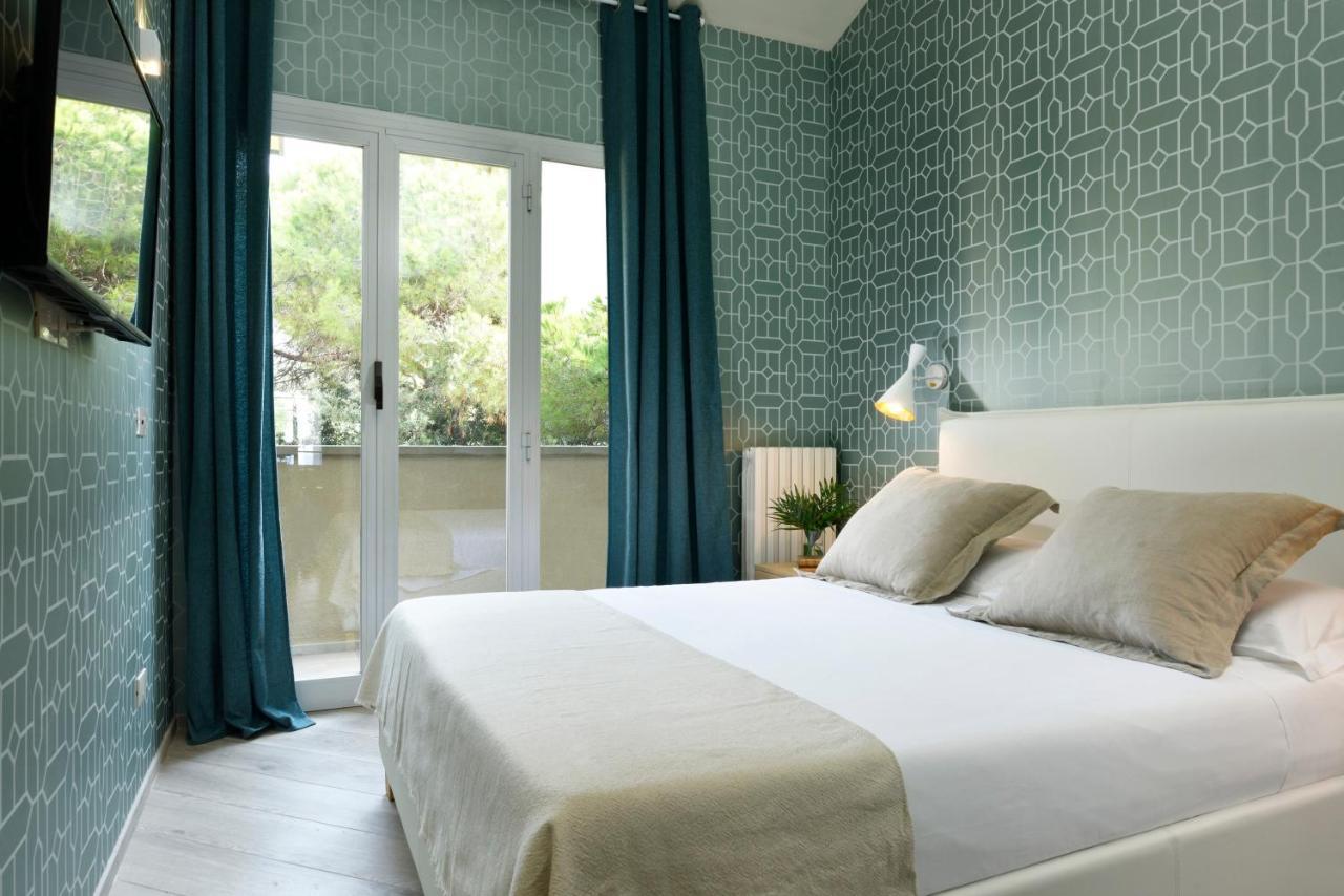 Punta Ala Sea View Apartments Bagian luar foto