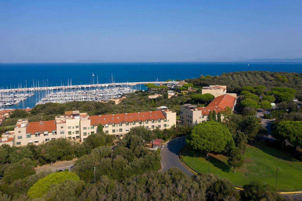 Punta Ala Sea View Apartments Bagian luar foto