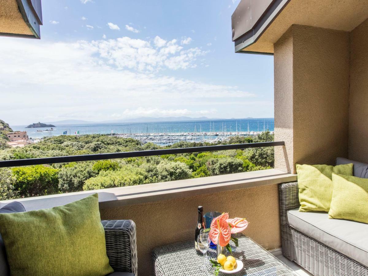 Punta Ala Sea View Apartments Bagian luar foto